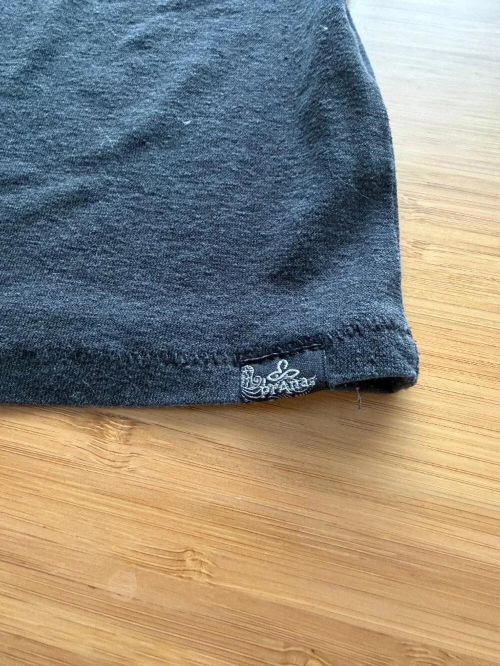 Prana Cozy Up Long Sleeve Crew Charcoal Black Small GUC - Picture 7 of 11